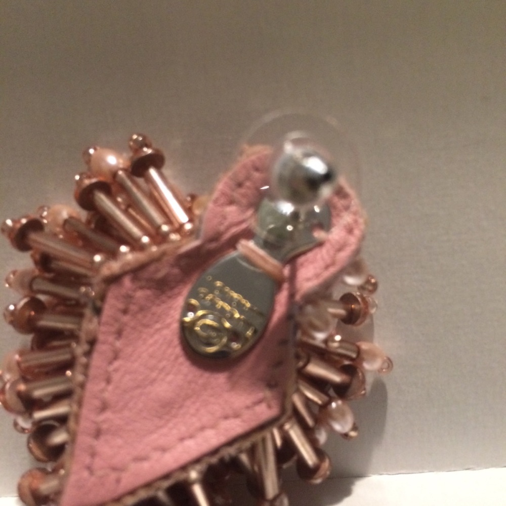 Mignonne Gavigan Pink Cluster Earrings - Picture 3 of 5